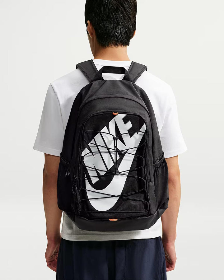 Nike Rucksack für Sport Freizeit Reise Schule Outdoor Backpack Hayward, Farbe:Schwarz, Artikel:-010