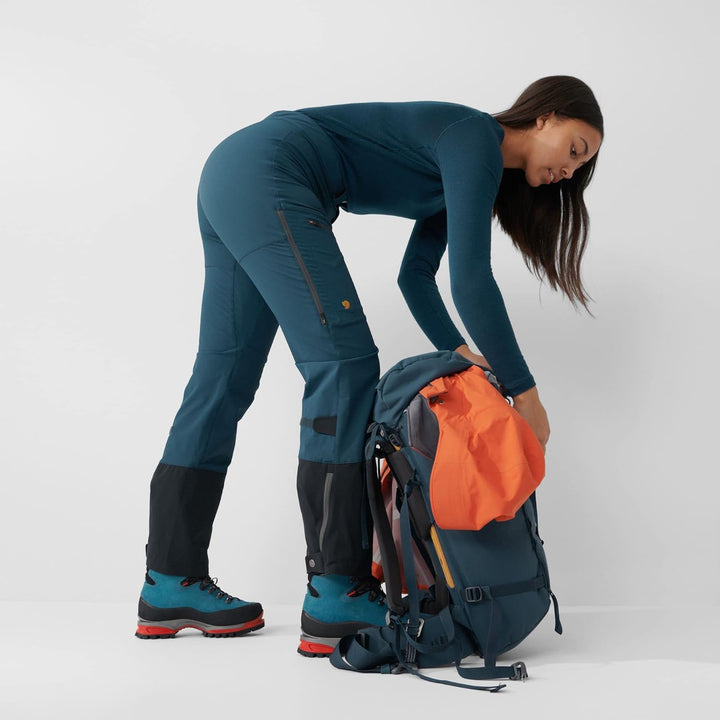 FJALLRAVEN Damen Bergtagen Touring Trousers W Hose 48 Bergblau, 48 Bergblau