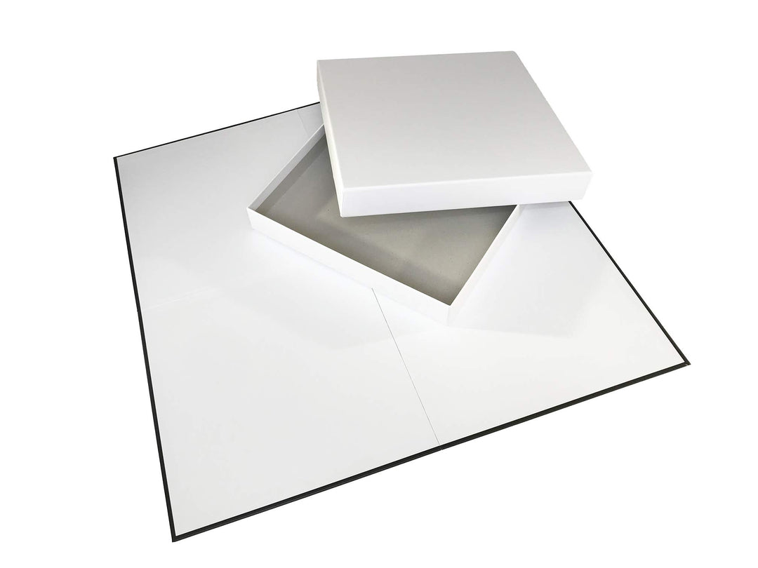 Apostrophe Games Leeres Spielbrett & Box (50,8 cm x 50,8 cm Brett) Erstelle Dein eigenes Brettspiel,