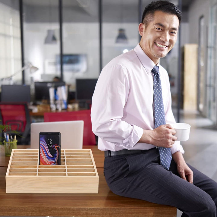 STOBOK 24-Gitter-Desktop-Aufbewahrungsbox Aus Holz Handyhalter Handy-Management-Speicher-Organizer F