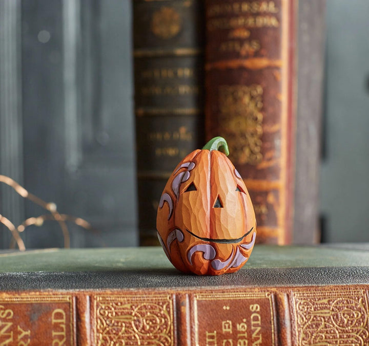Enesco Jim Shore Heartwood Creek Halloween-Korb und Miniatur-Figuren-Set, 21 cm, mehrfarbig