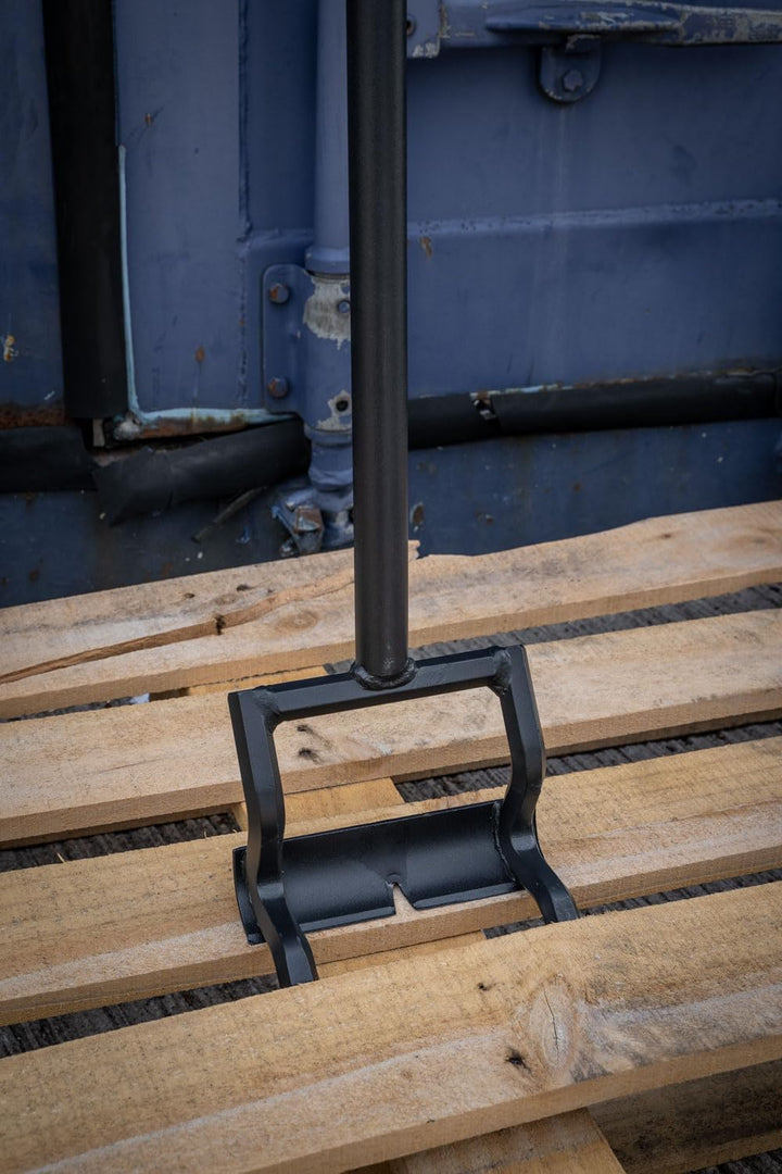 Roughneck Gorilla ROU64644 Pallet Buster – Heavy-Duty Demolition Pry Bar for Dismantling & Lifting P