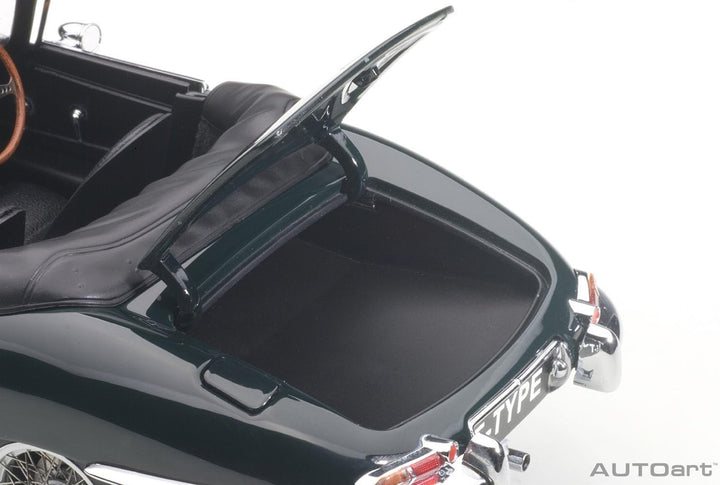 AUTOart 73604 Jaguar - E-Type Roadster Serie I 3.8 Miniaturmodell aus der Sammlung, grün
