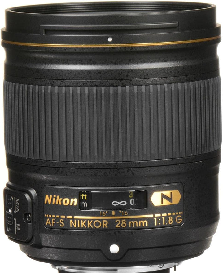 Nikon 2203 AF-S Nikkor 28mm 1:1,8G Objektiv inkl. HB-64 und CL-0915
