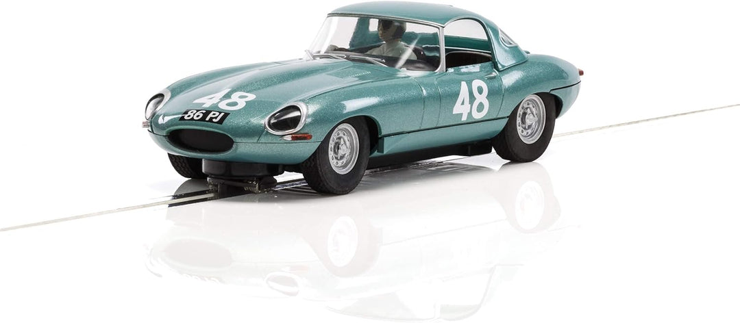 Scalextric c3898 a Legends Jaguar E 1963 International Trophy Auto