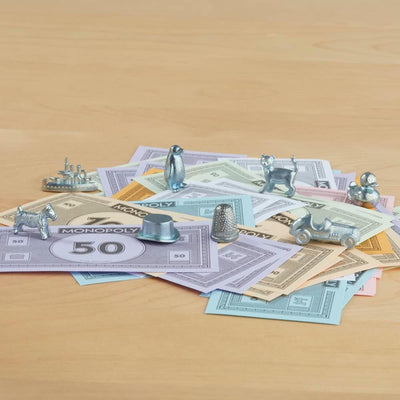 Familienspiel Monopoly für 2 bis 6 Spieler, Spiel für Kinder ab 8 Jahren, mit Fankarten, mehrfarbig,