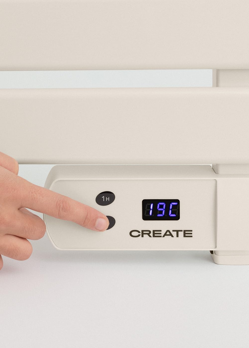 CREATE / WARM Towel 500W / Elektrischer Badheizkörper Cremeweiss mit Regal 1 Stange / 96,9x55x5cm /