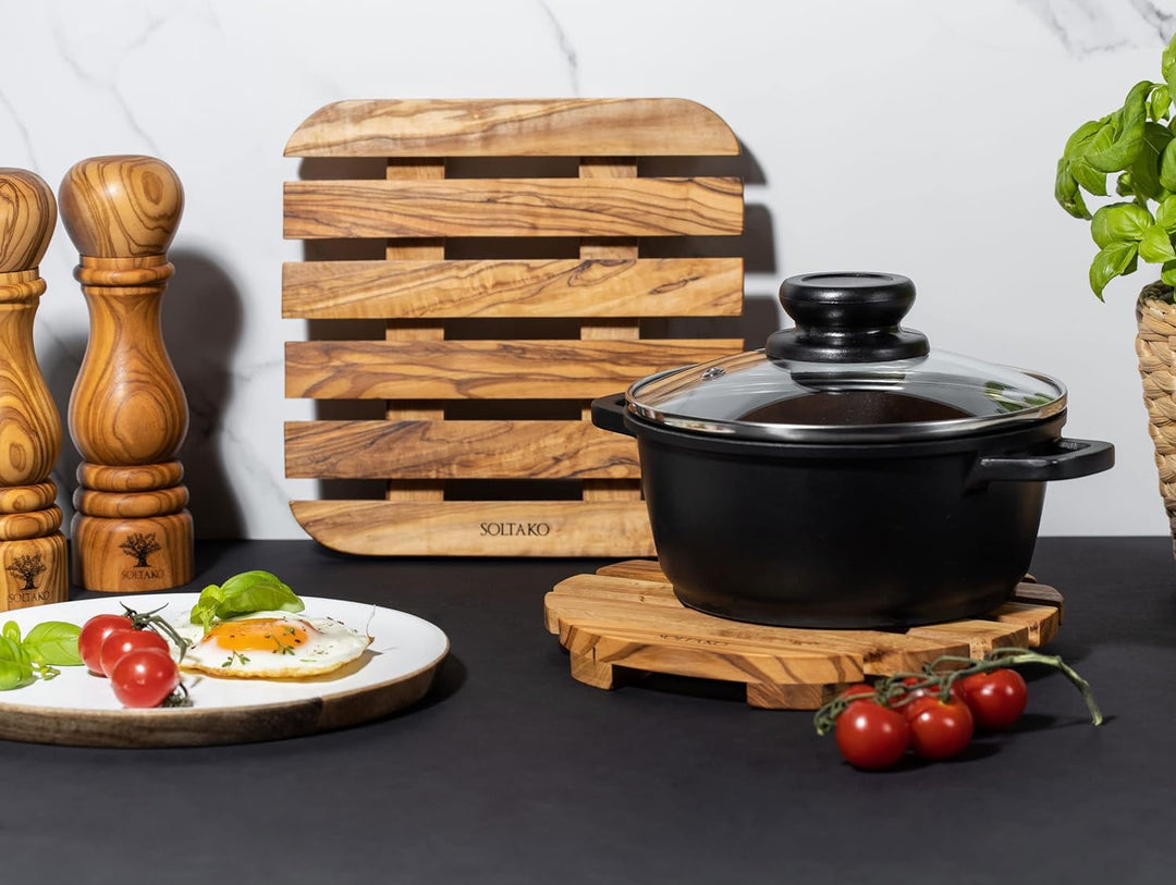 SOLTAKO hochwertige Topfuntersetzer aus exklusivem Olivenholz, hitzebeständig Holz Untersetzer Set f