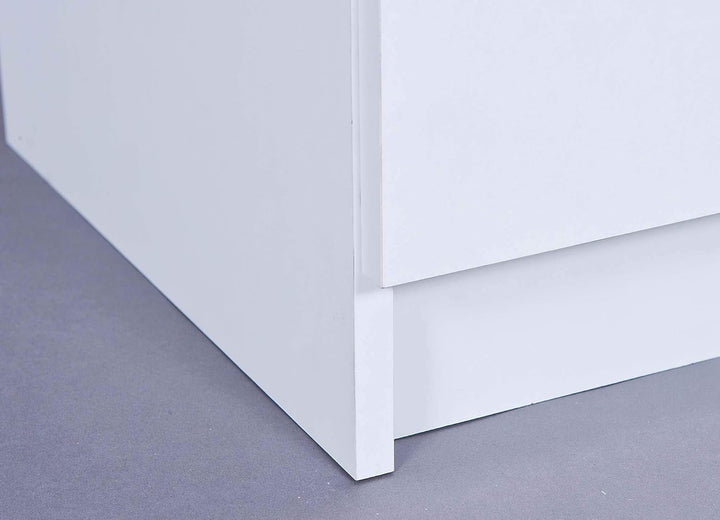 Kommode mit 3 Schubladen aus weiss lackiertem Laminat 3 Schubladen