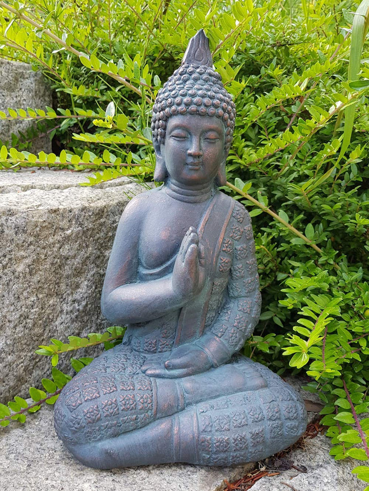 K&amp;L Wall Art Sitzende Buddha Figur für Innen- und Aussenbereich 33cm Feng Shui Deko Kunststein Statu