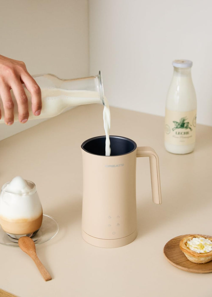 CREATE/MILK FROTHER STUDIO/Elektrischer Milchaufschäumer Sand/Touchscreen, 4 Automatikprogramme, Sic