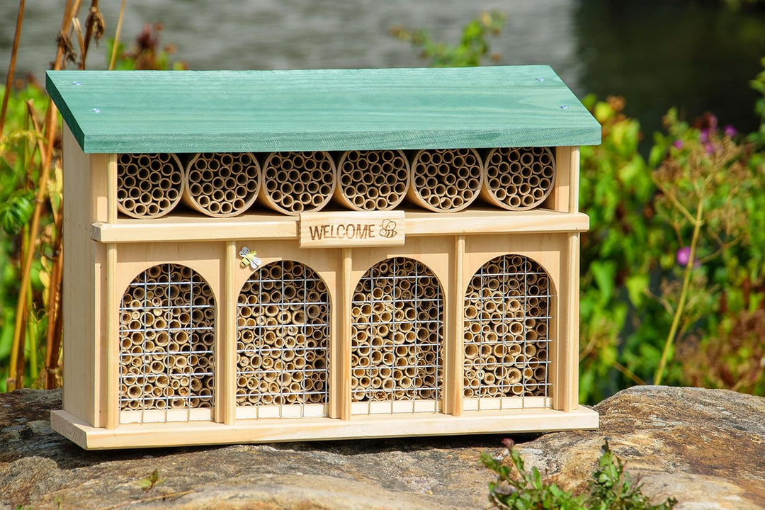 dobar® green label 22395FSCe Grosses Wildbienenhotel "Dublin" - Insektenhotel für Wildbienen & Insek