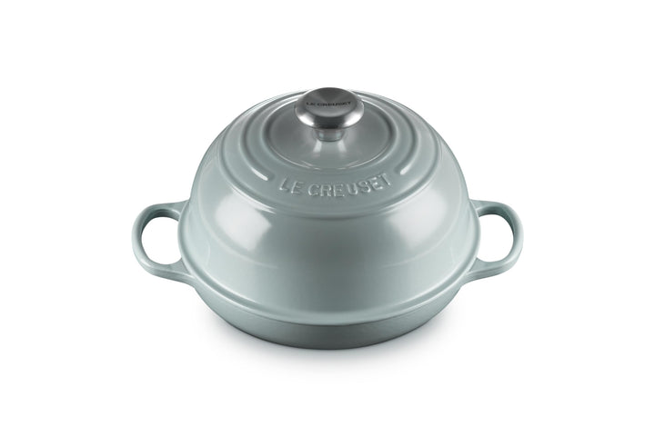 Le Creuset Signature Brot Bräter aus Gusseisen, 24 cm, Sea Salt, Sea Salt