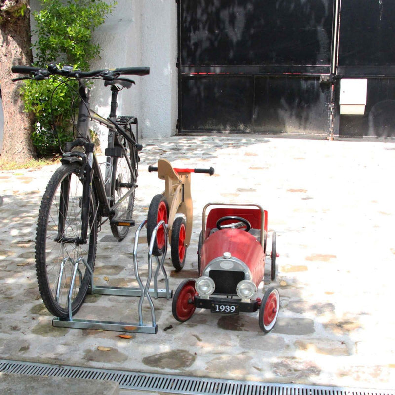 Mottez Fahrradständer für 2 Fahrräder, 2 unterschiedliche Höhen