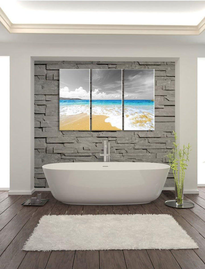 Pixxprint Sandstrand mit Welle bei azurblauen Himmel schwarz/weiss 3-Teiler Leinwandbild 120x80 Bild