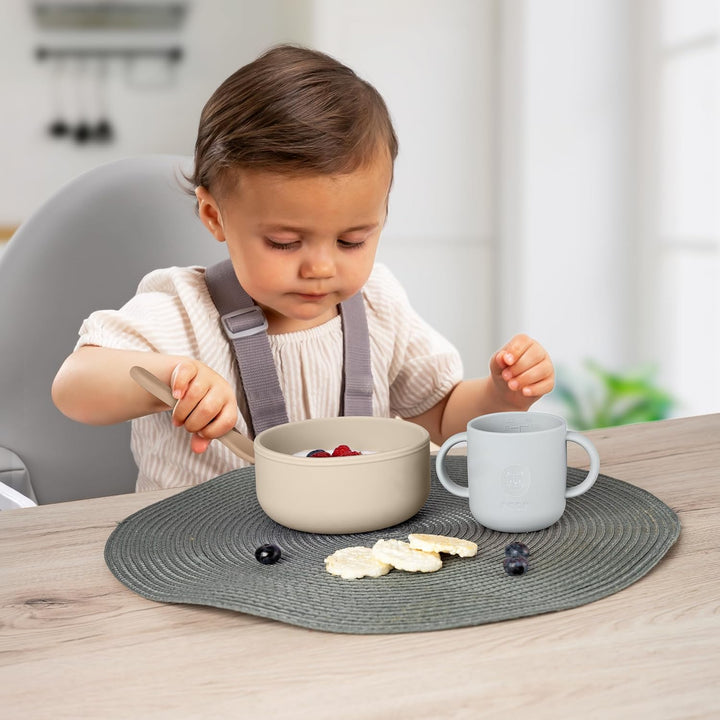 reer Silikon Geschirrset| Kinder-Geschir | 4-teilig – Teller, Schale, Becher & Löffel | lebensmittel