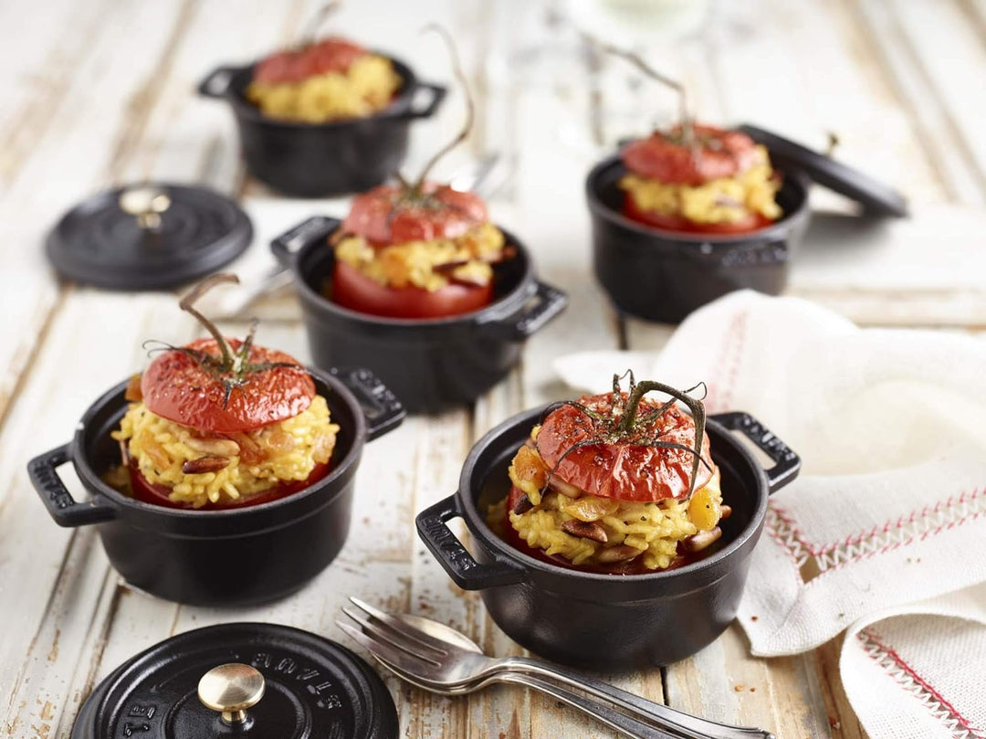 Staub 40500-101-0 Mini Cocotte, rund mit Deckel 10 cm, 0,25 L, induktionsgeeignet, mit mattschwarzer