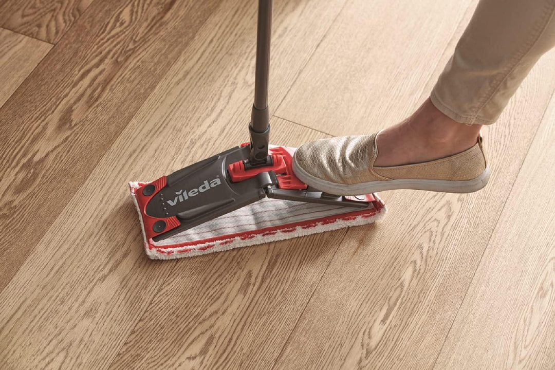 Vileda ULTRAMAX 2in1 Bodenwischer Komplett Set mit extra Sensitive Bezug für sensible Böden, Wischmo