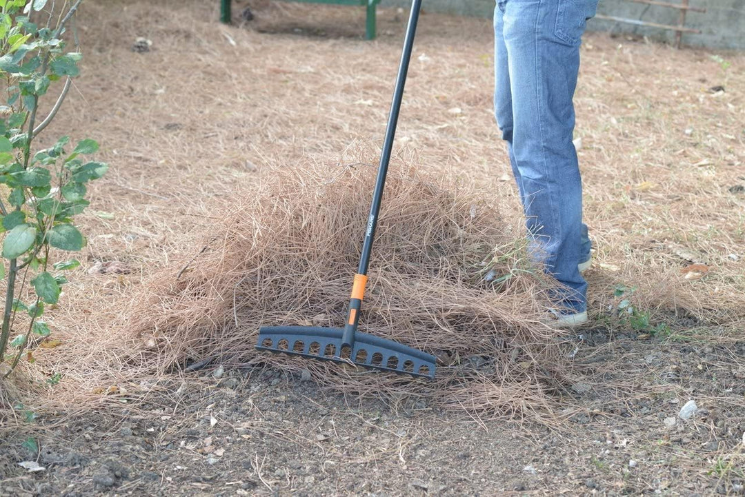 Fiskars Rechen-Kopf, 12 Zinken, Verbindbar mit Fiskars Solid Stiel, Breite: 41 cm, Kunststoff-Zinken