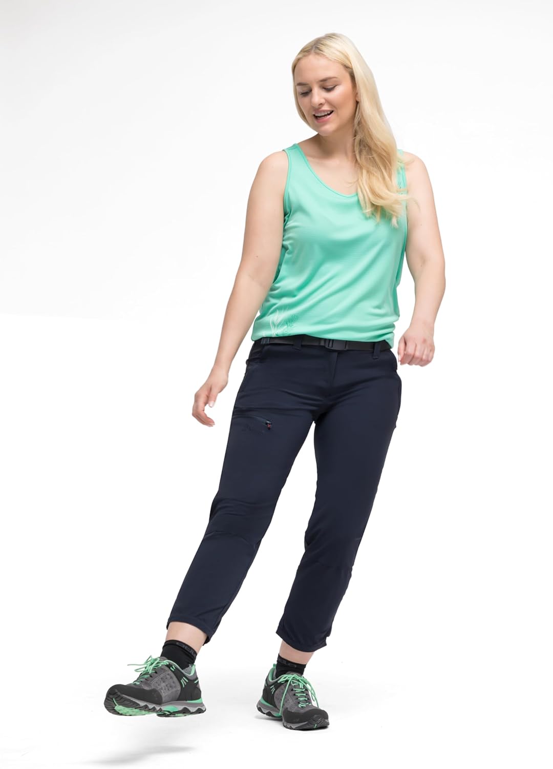Maier Sports Inara Slim 3/4, Damen Wanderhose, Wasserabweisende Dreiviertelhose für Trekking und Hik