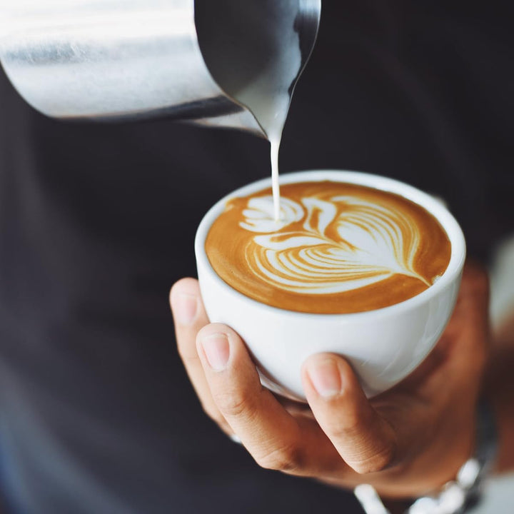 TOYANDONA Milchaufschäumer aus Edelstahl 800 Ml Manuell mit Doppel Sieb für Dicken Milchschaum Kaffe