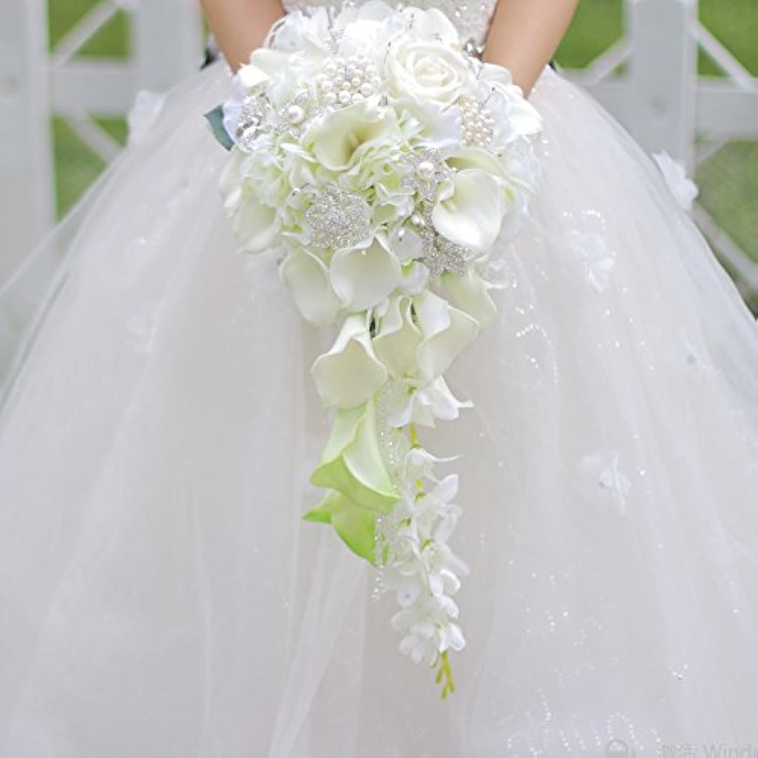 Iffo-Hochzeit-Bouquet, Calla Lilien, Rose, Diamanten, Perle. weiss