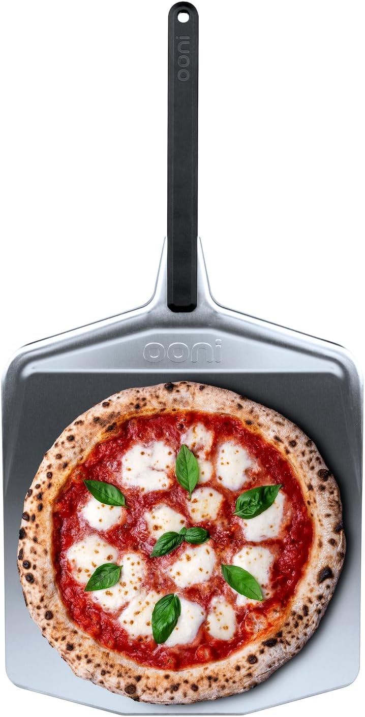 Ooni Pizzaschaufel 30 cm – Pizzaschieber aus superglattem Aluminium mit langem Griff – Pizzaschaufel