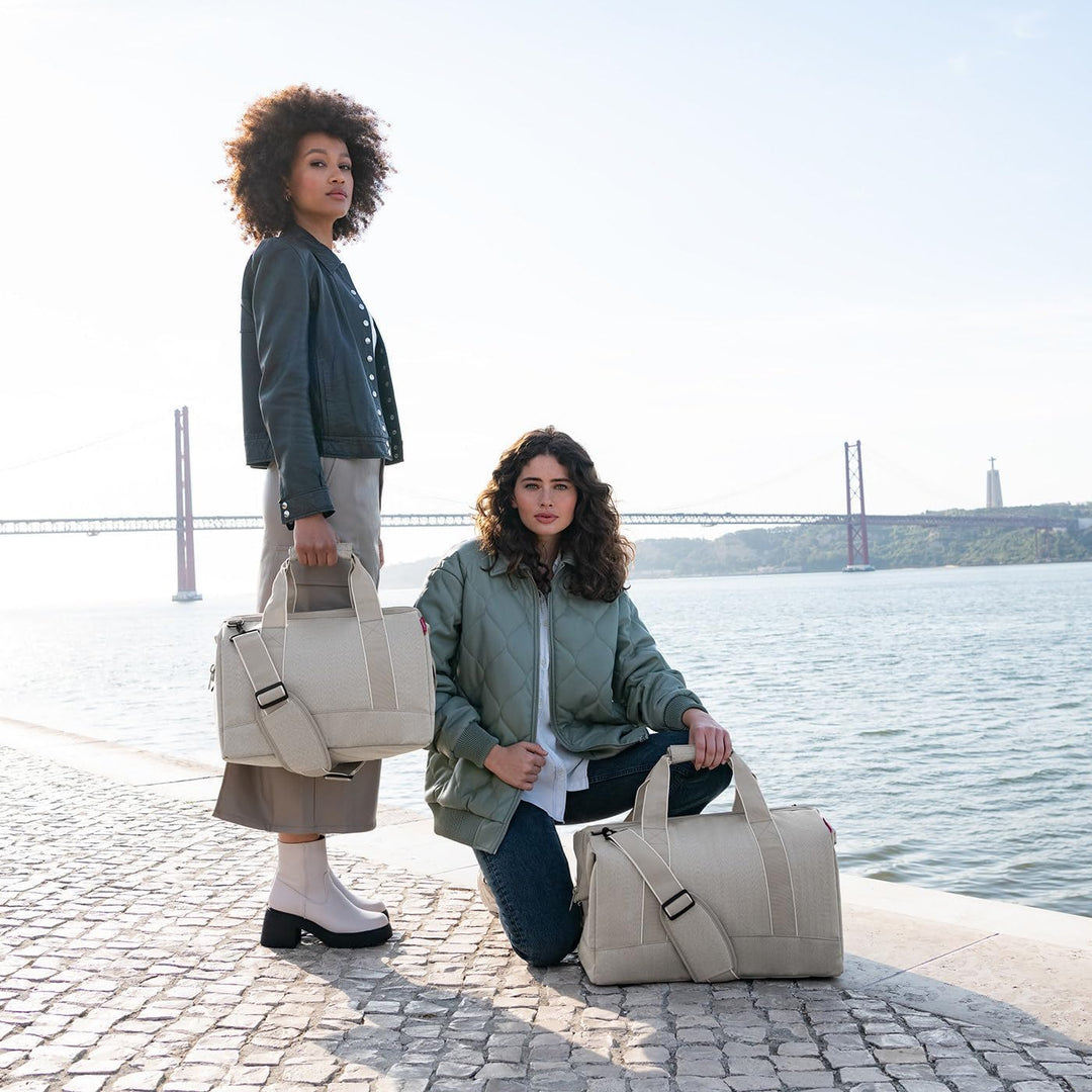 reisenthel Allrounder L – Vielfältige Doktortasche zum Reisen, für die Arbeit oder Freizeit – Mit fu