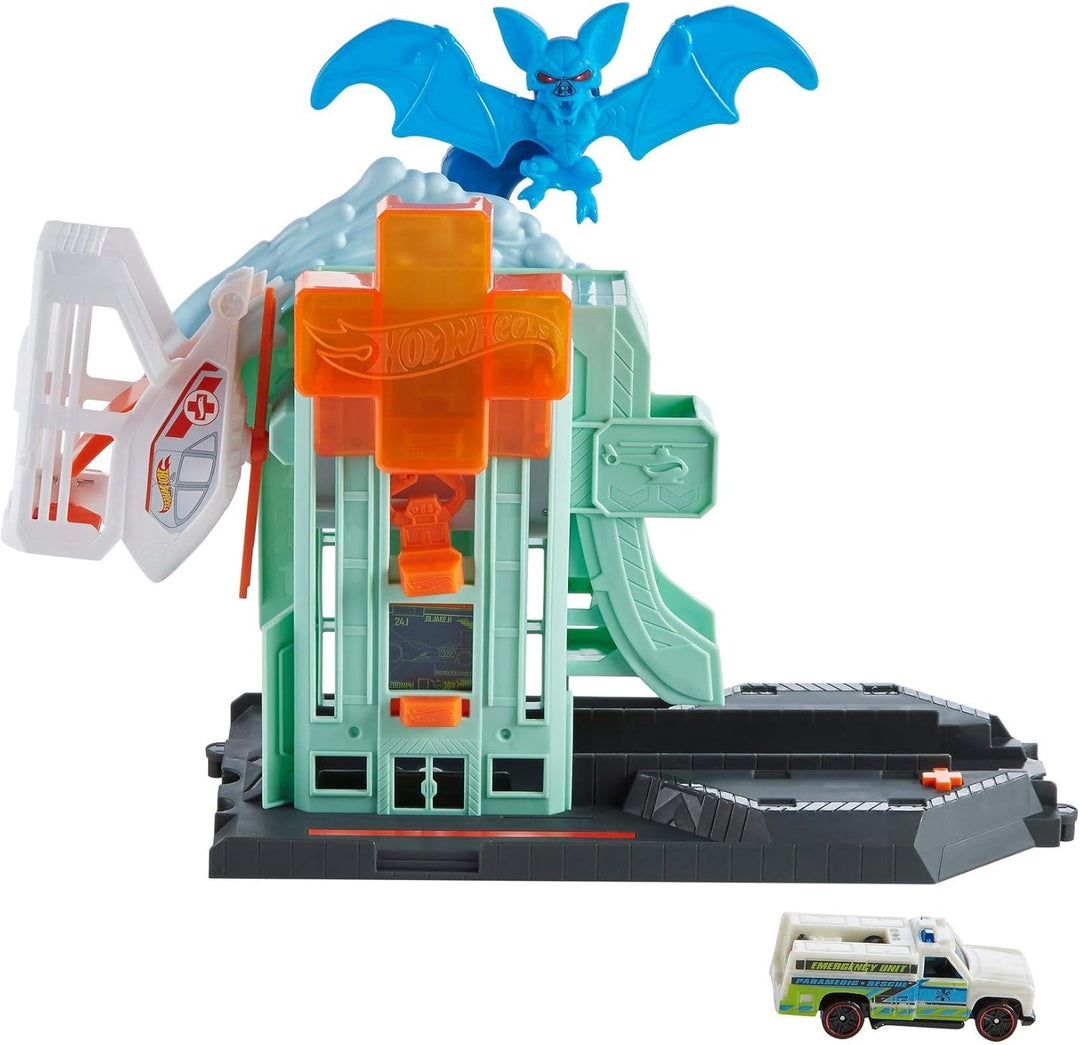 Hot Wheels GJK90 - City Bat-Blitz Krankenhausangriff Spielset zum Herumschieben und Geschichtenerzäh