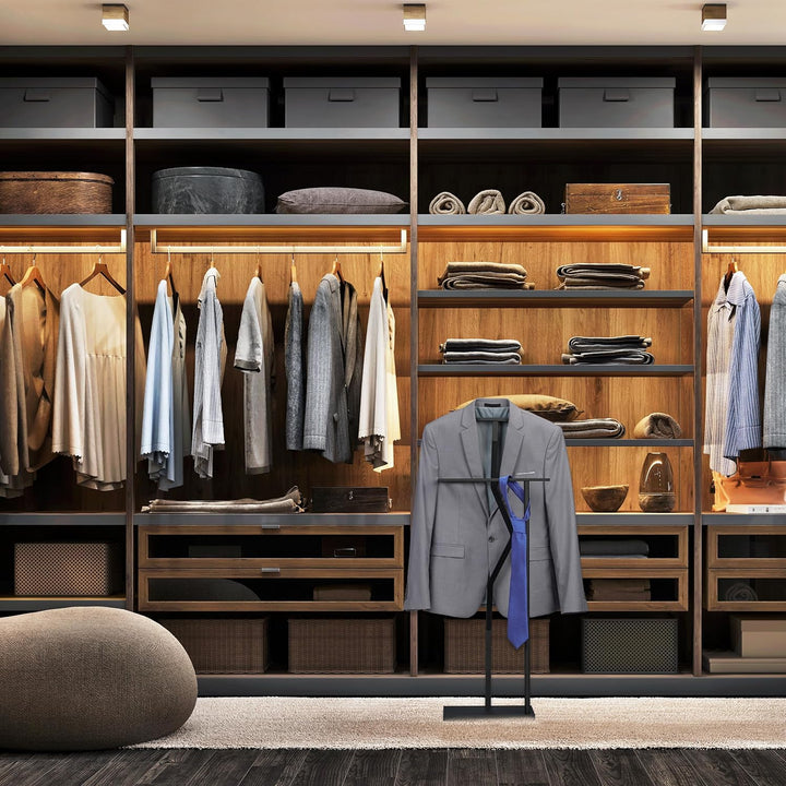 Relaxdays Herrendiener, Jackett & Hose, HBT: 107 x 48 x 20 cm, Metall & Holzoptik, Stiller Diener Sc