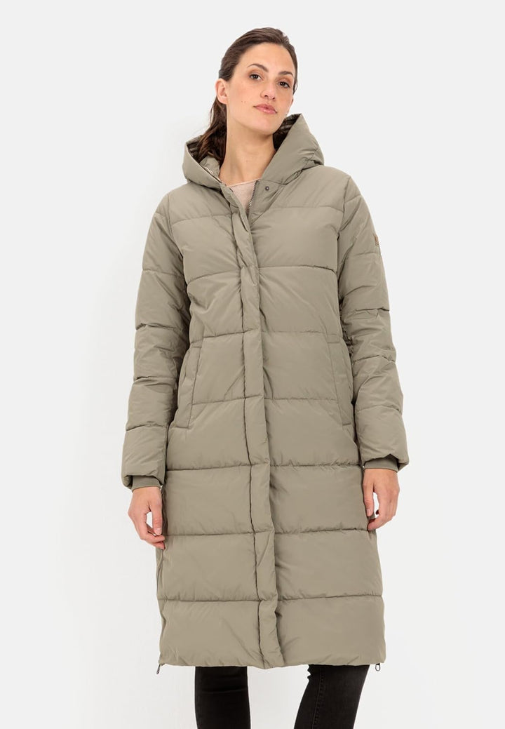 camel active Damen Langer Puffermantel aus recyceltem Polyester 38 Grün, 38 Grün