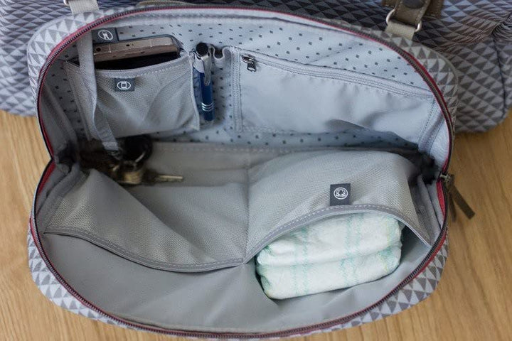 Béaba – Wickeltasche Genève II – Modulierbar, vielfältige Staumöglichkeiten – Vordertasche, Wickelun