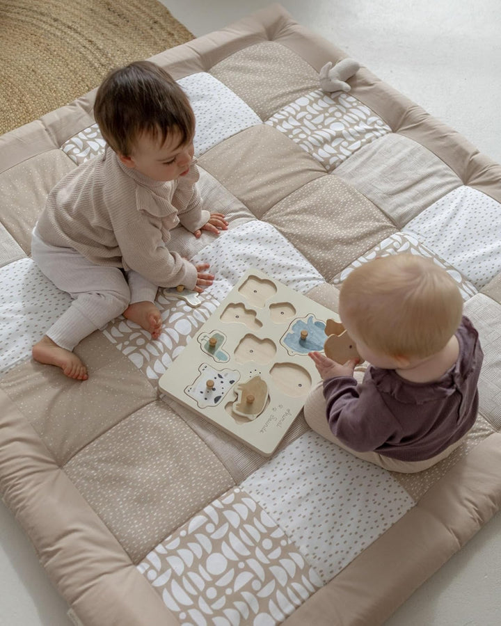 ULLENBOOM Krabbeldecke für Baby 100x100 cm - Dick und weich gepolstert Classic Sand 100 x 100 cm, Cl