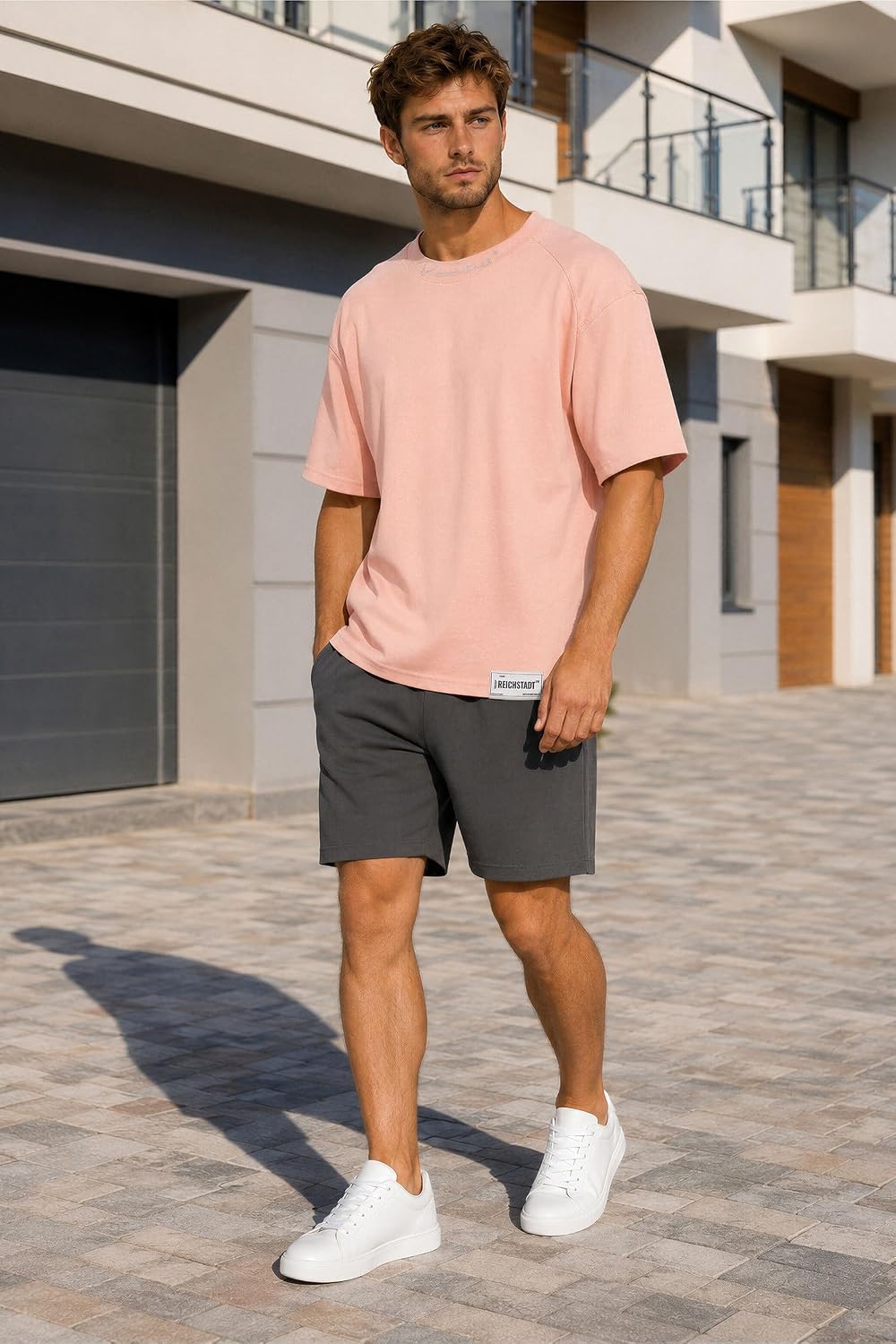 Reichstadt Modernes Oversized T-Shirt für Herren - Stylisches Basic mit Rundhalsausschnitt & Kurzen