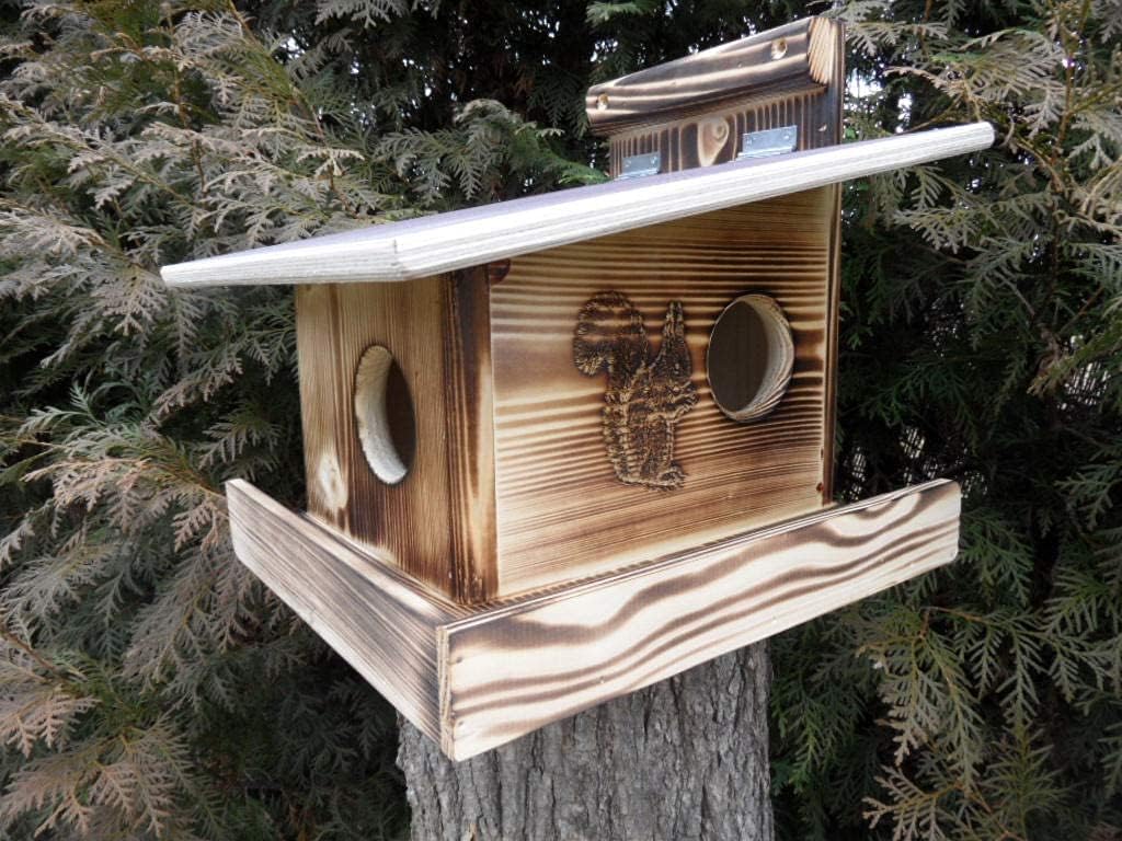Qualität aus Niederbayern ARBRIKADREX Eichhörnchenfutterhaus- Eichhörnchen-Haus Kobel Witterungsbest