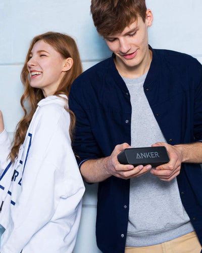 Anker SoundCore Kompakter Bluetooth 4.2 Lautsprecher, 24 Stunden Wiedergabe, Intensiver Bass, Integr