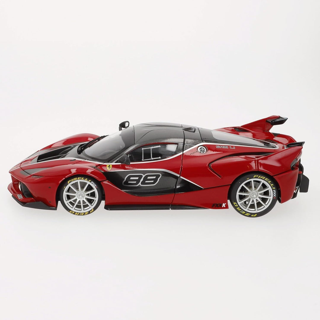 Bburago 18-16907R Ferrari FXX K Modellauto, Weiss