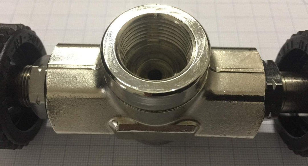 HTD Rohrbrücke-Mittelabgang 185 mm Abstand für Druckluft