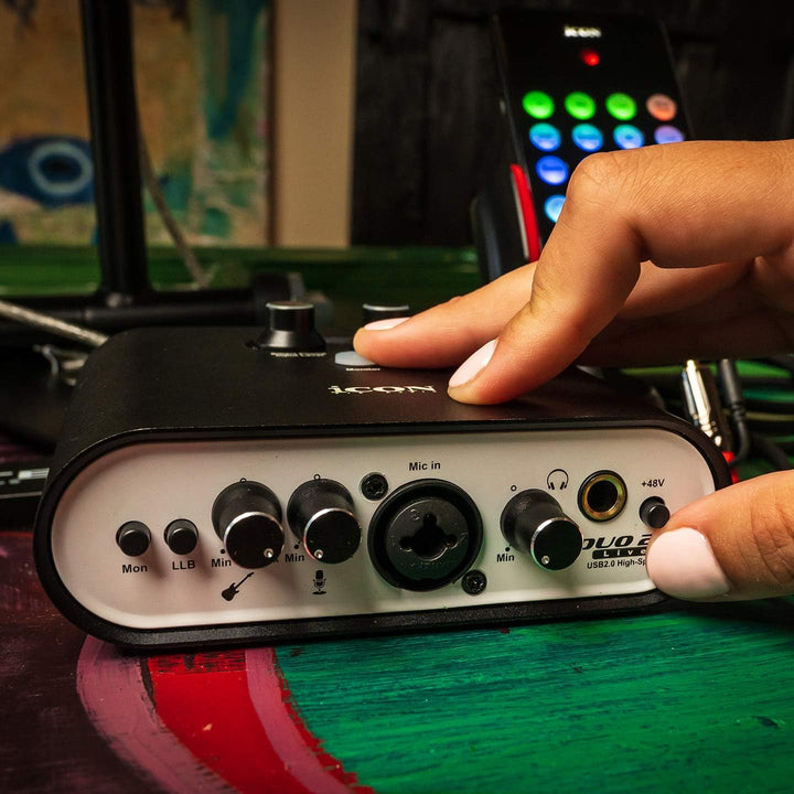 Icon Pro Audio Duo 22 Live USB-Audio-Interface mit mobilen Streaming-Funktionen, (1 Mikrofon-Vorvers