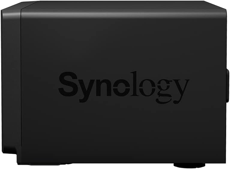 Synology DS1821+ 8-Bay Diskstation NAS (AMD RyzenTM V1500B Quad-Core 2,2 GHz 4 GB DDR4 ECC SODIMM 4