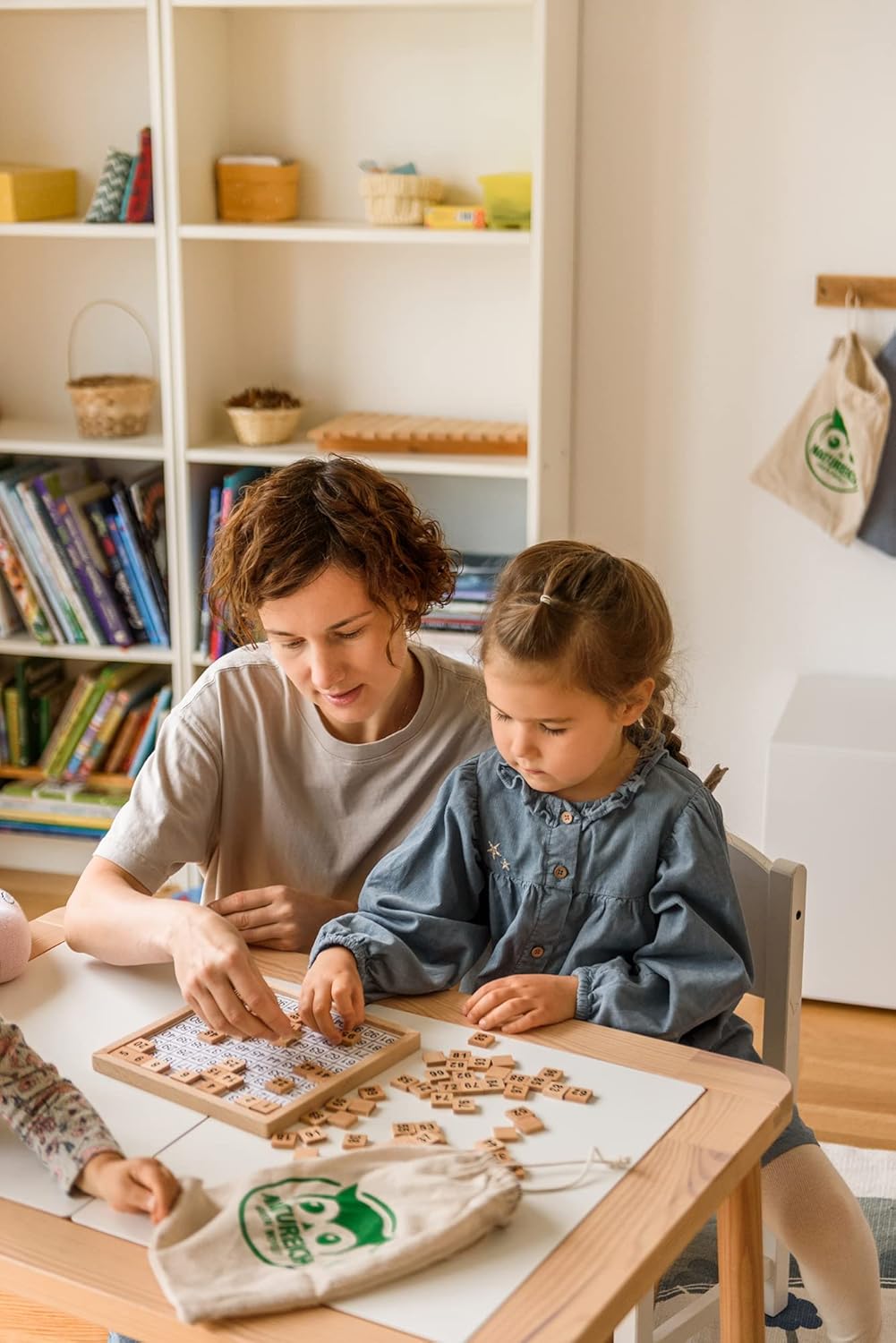 Natureich Hundertertafel Montessori Mathematik Puzzle Spielzeug Holz zum Zahlen Lernen mit Zahlenfel