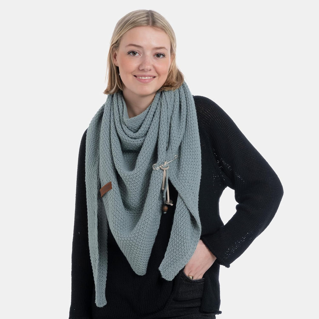 KNIT FACTORY - Dreiecksschal Coco - Damen Strickschal mit Wolle - Umschlagtuch für den Herbst und Wi