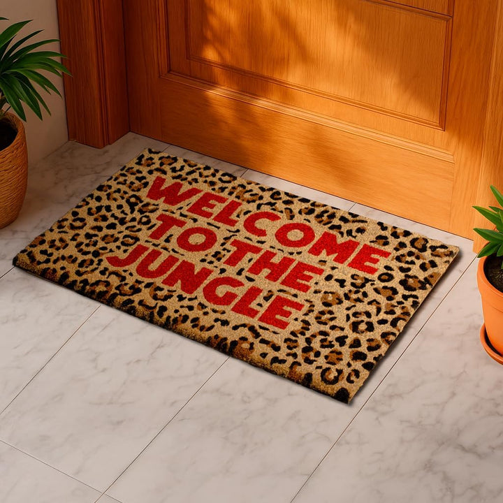Fisura – Fussmatte “The Jungle” aus Kokosnuss mit Rutschfester PVC-Basis. Handbemalte Innenmatte in