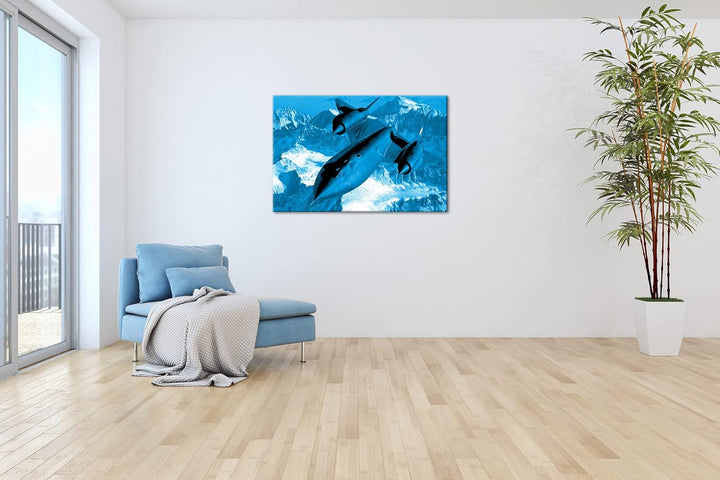 schwarzer Jet über den Bergen Format 80x60 Effekt: Monocrome Blau als Leinwandbild, Motiv fertig ger