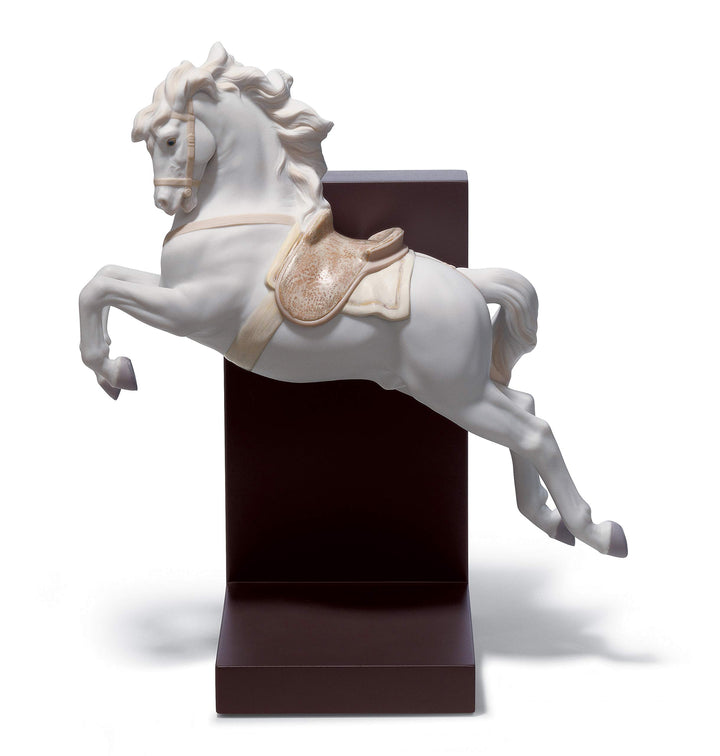 LLADRÓ Figur Pferd In Der Pirouette. Pferd. Porzellan.