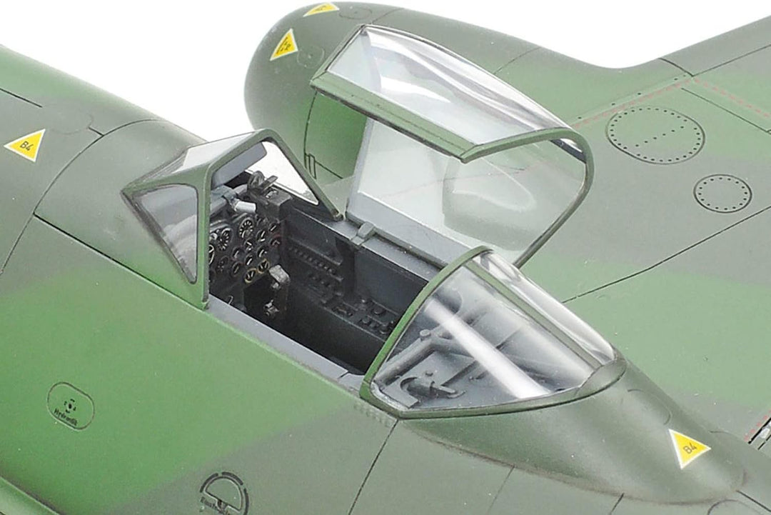 Tamiya 300061087 Militär 300061087-1:48 WWII Deutsche Messerschmitt Me262 A-1A,originalgetreue Nachb