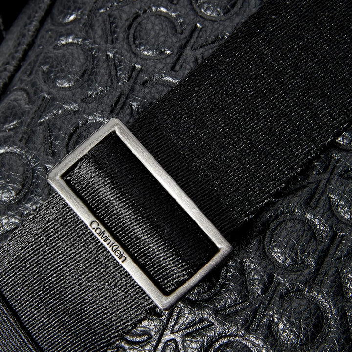 Calvin Klein Herren Ck Must Block Reporter S Crossovers, Schwarz-Mono