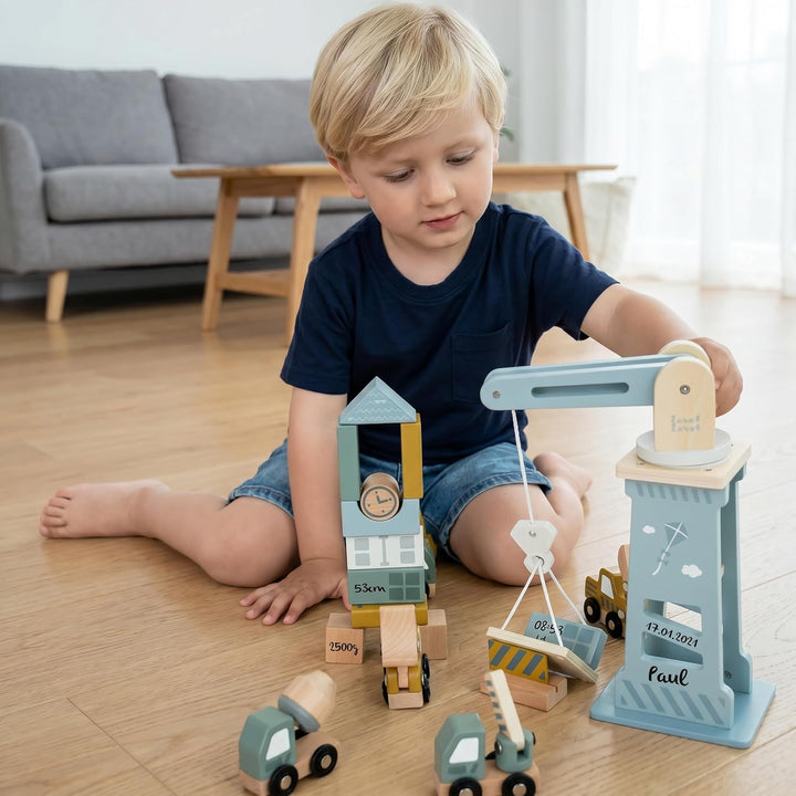Personalisierbares Holz-Baustellen-Set – Fahrzeuge & Zubehör für Rollenspiele – für Kinder ab 3 Jahr