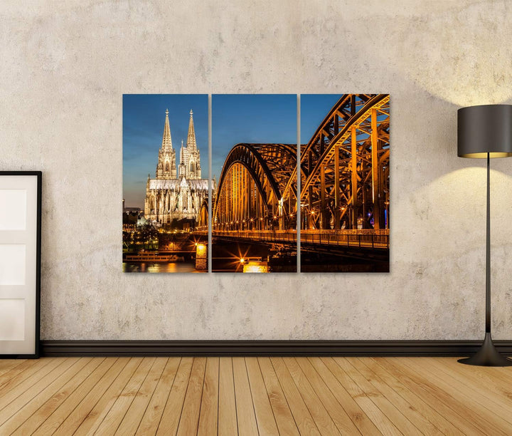 islandburner Bild auf Leinwand Hohenzollernbrücke Und Kölner Dom In Der Abenddämmerung Bilder Wandbi