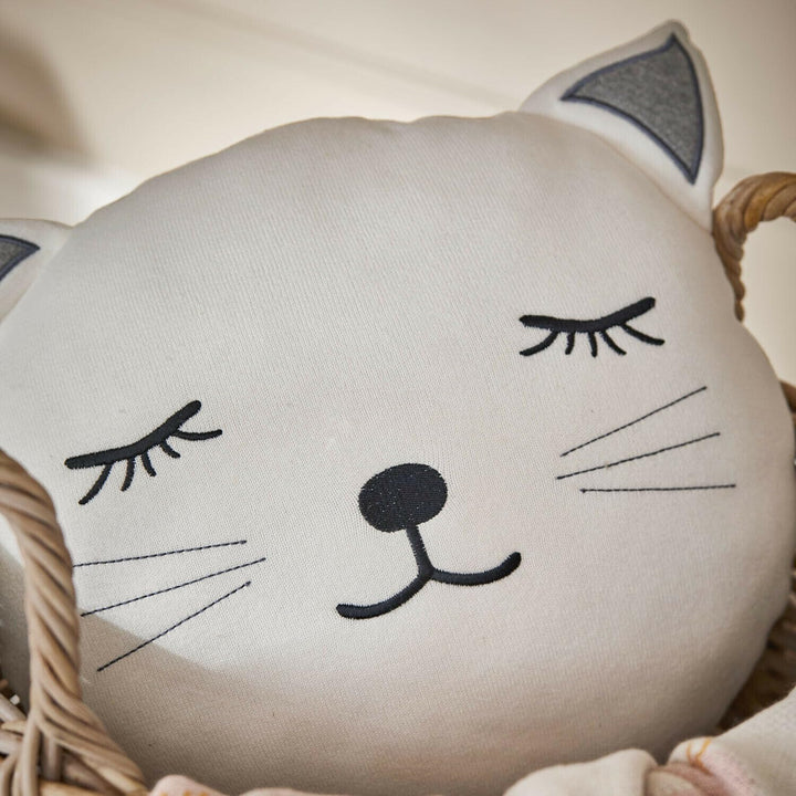 Loberon Kissen Junari - mit Süsser Katzenstickerei - Weich Gestrickt - Waschbar - Wohnaccessoire - H